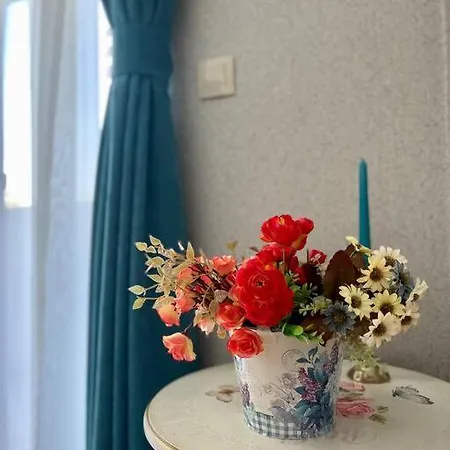 прекрасен и тих двустаен апартамент Turquoise Blue Flower