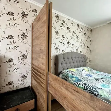 прекрасен и тих двустаен апартамент Turquoise Blue Flower Apartment *