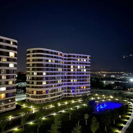 прекрасен и тих двустаен апартамент Turquoise Blue Flower Apartment *