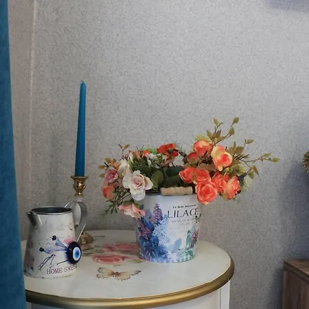 прекрасен и тих двустаен апартамент Turquoise Blue Flower Apartment